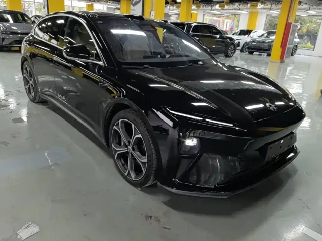 Nio ET5 Touring — Фото автомобиля 3