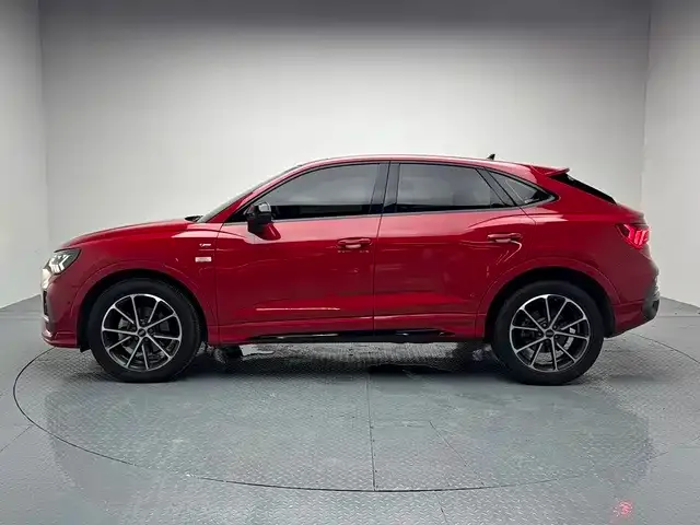 Audi Q3 Sportback — Фото автомобиля 4