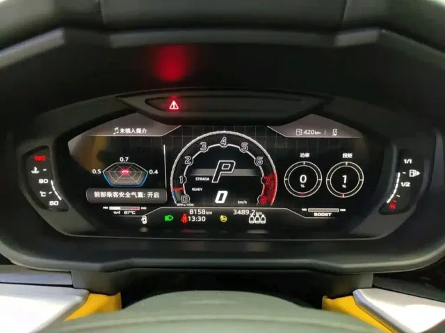 Lamborghini Urus — Фото автомобиля 6