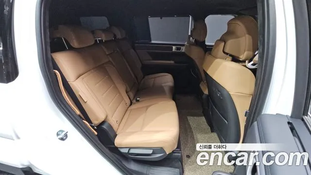 Hyundai Santafe Santa Fe (MX5) Бензин 2.5T 2WD — Фото автомобиля 9