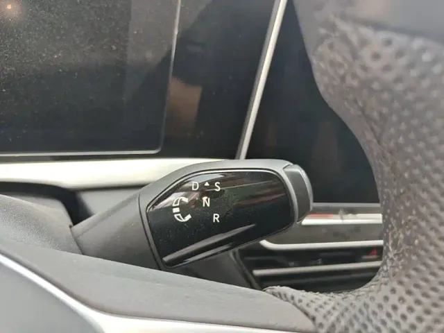 Volkswagen Passat — Фото автомобиля 13