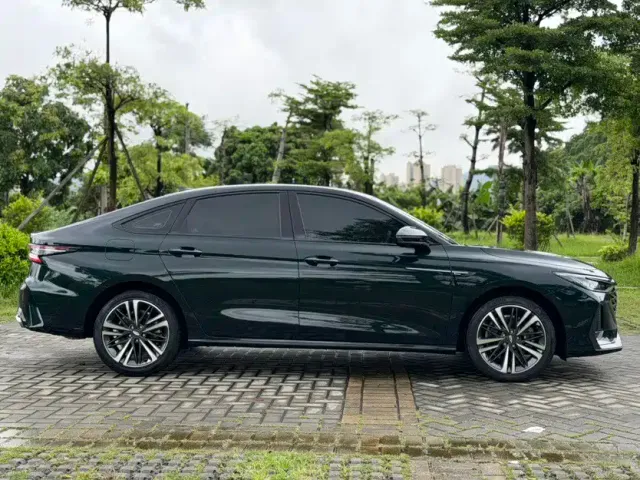 Chery Arrizo 8 — Фото автомобиля 4