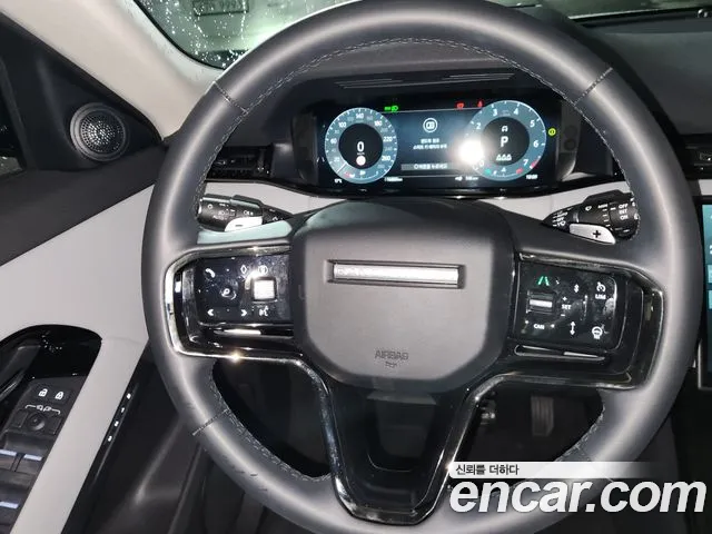 Land Rover Range Rover Evoque — Фото автомобиля 11
