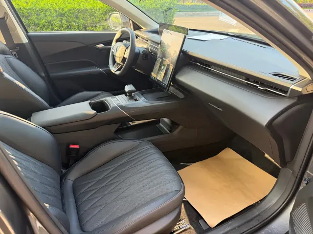 Changan Eado — Фото автомобиля 5
