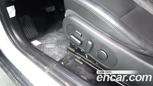 Hyundai Kona Kona (SX2) Бензин 1.6 турбо 2WD — Фото автомобиля 5