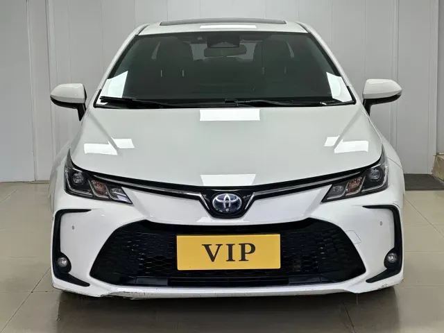 Toyota Corolla — Фото автомобиля 2