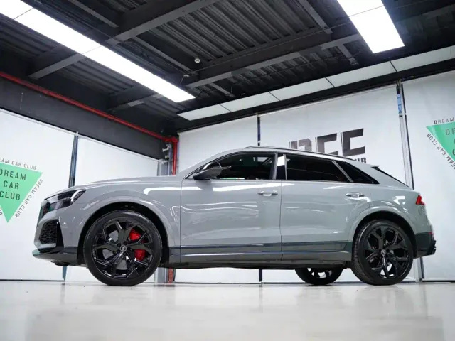 Audi RS Q8 — Фото автомобиля 22