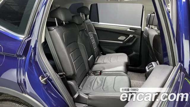 Volkswagen Tiguan — Фото автомобиля 11