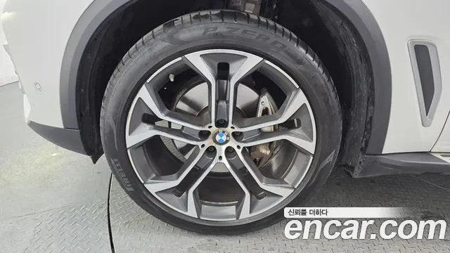 BMW X5 — Фото автомобиля 5