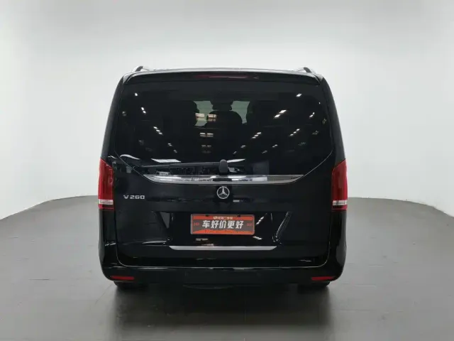 Mercedes-Benz V-Class — Фото автомобиля 4