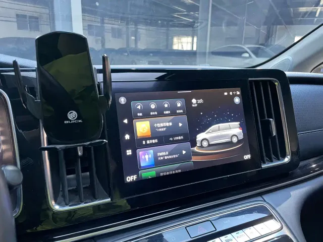 GAC Trumpchi M8 — Фото автомобиля 13