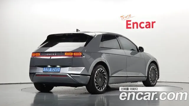 Hyundai Ioniq 5 — Фото автомобиля 2