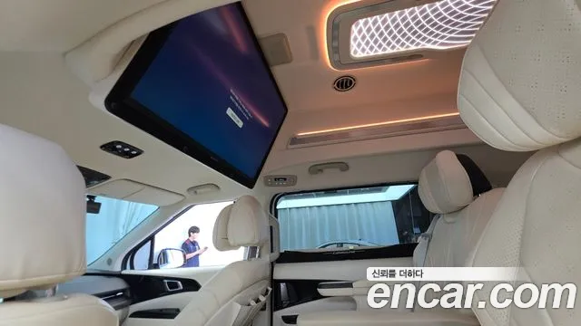 Kia Carnival Generation 4 — Фото автомобиля 24
