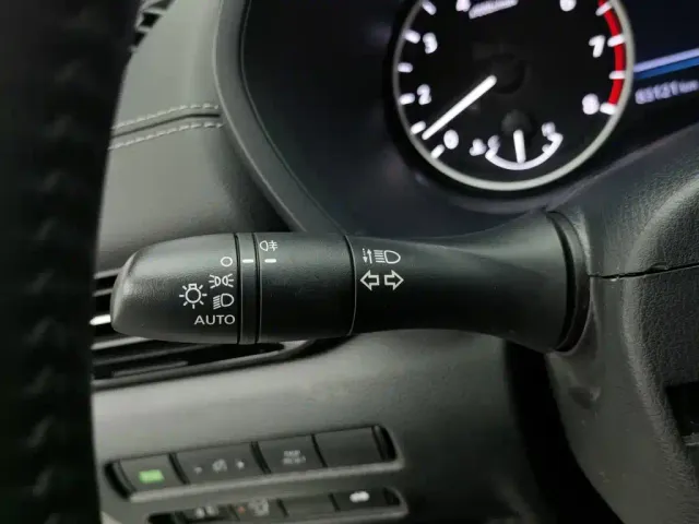 Nissan Sylphy — Фото автомобиля 21