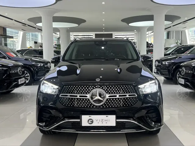 Mercedes-Benz GLE-Class — Фото автомобиля 2
