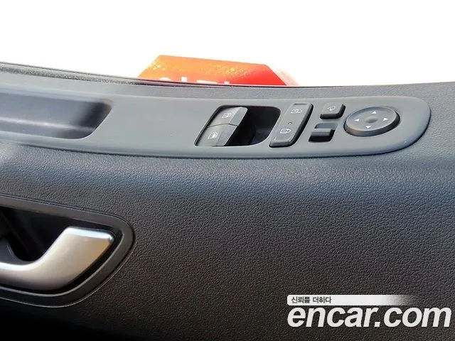 Hyundai Staria Staria L3.5 Школьный автобус — Фото автомобиля 12