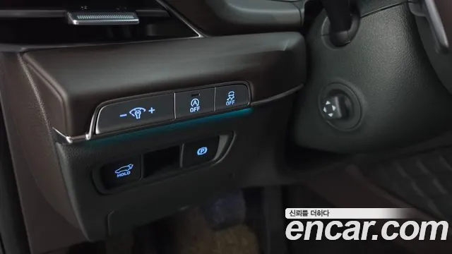 Genesis GV80 — Фото автомобиля 28