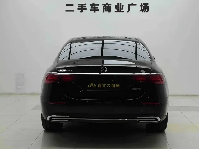 Mercedes-Benz E-Class — Фото автомобиля 15