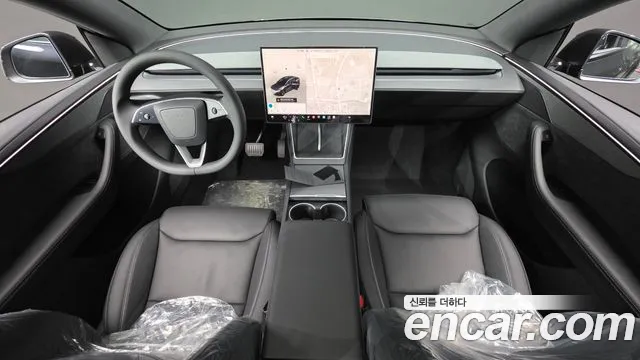 Tesla Model Y — Фото автомобиля 7