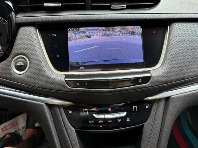 Cadillac XT5 — Фото автомобиля 22