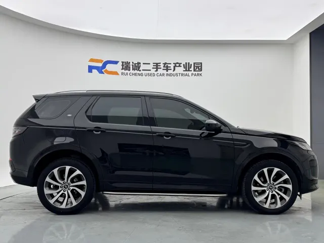 Land Rover Discovery Sport — Фото автомобиля 8