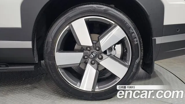 Hyundai Santafe Santa Fe (MX5) Бензин 2.5T 2WD — Фото автомобиля 21