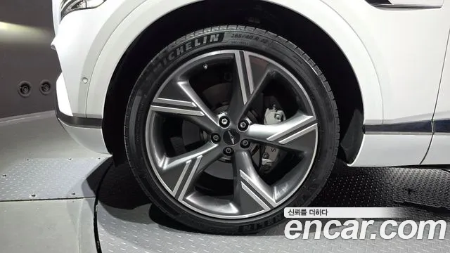 Genesis GV80 — Фото автомобиля 5