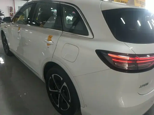 Shangjie SUV — Фото автомобиля 4