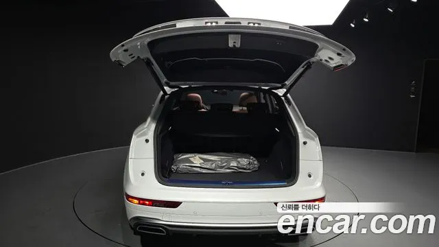 Audi Q5 45 TFSI quattro Premium — Фото автомобиля 14