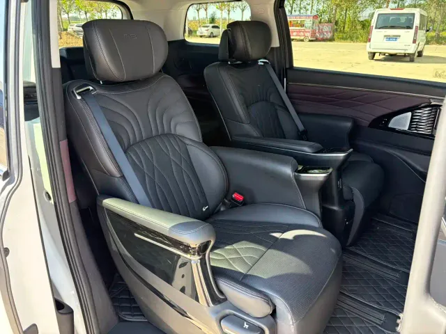 GAC Trumpchi M8 — Фото автомобиля 14