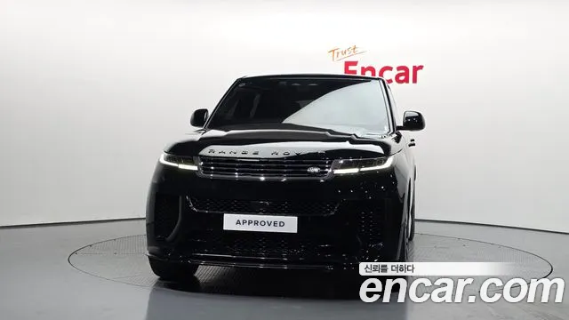 Land Rover Range Rover Sport — Фото автомобиля 3