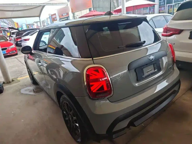 MINI Hatch — Фото автомобиля 4