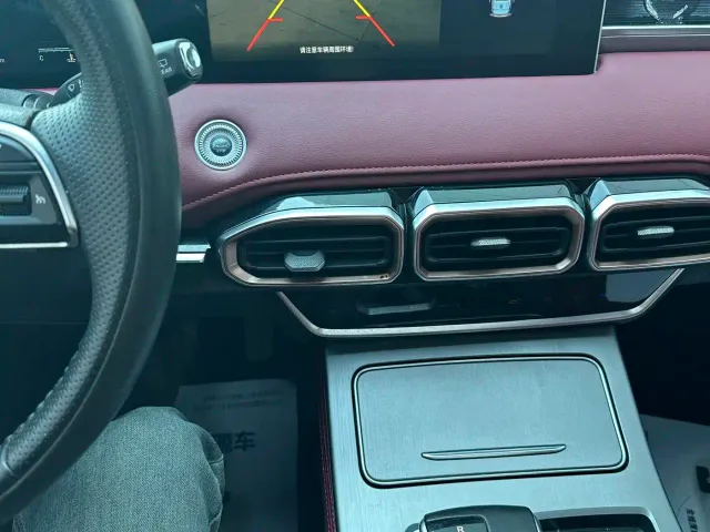 Jetour X70 Plus — Фото автомобиля 7
