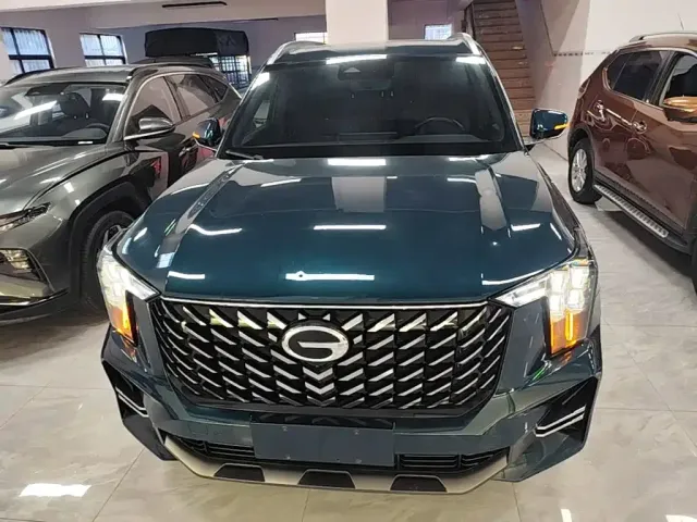 GAC Trumpchi GS8 — Фото автомобиля 2