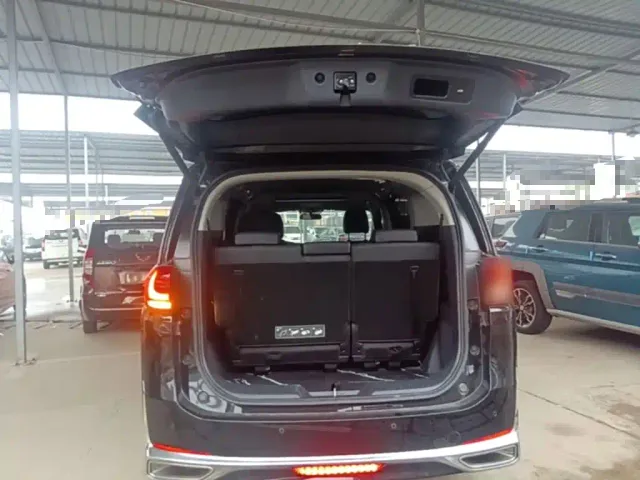GAC Trumpchi M8 — Фото автомобиля 18
