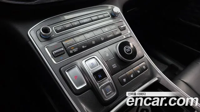 Hyundai Santafe — Фото автомобиля 9