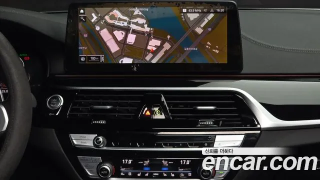 BMW 5-Series 5 серия (G30) 530i xDrive M Sport — Фото автомобиля 14