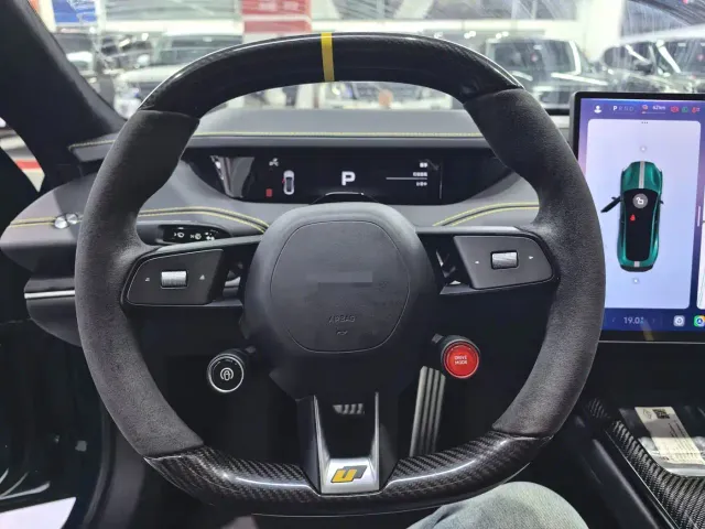 Xiaomi SU7 Ultra — Фото автомобиля 7
