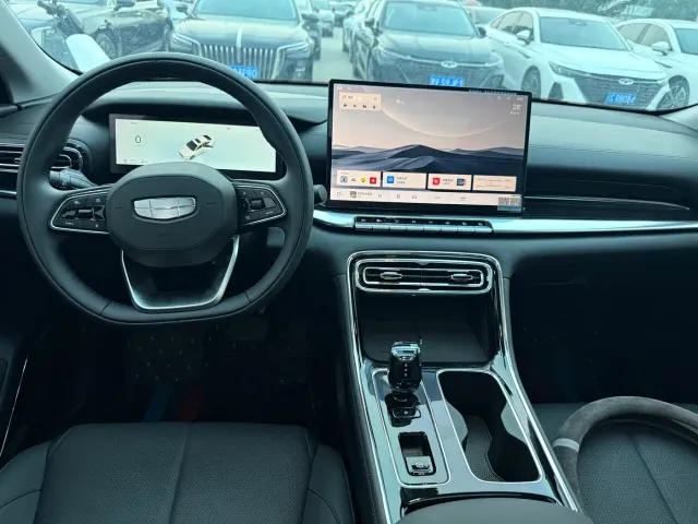Geely Emgrand — Фото автомобиля 6