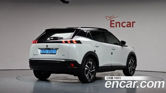 Peugeot 2008 e-2008 2 поколение — Фото автомобиля 2