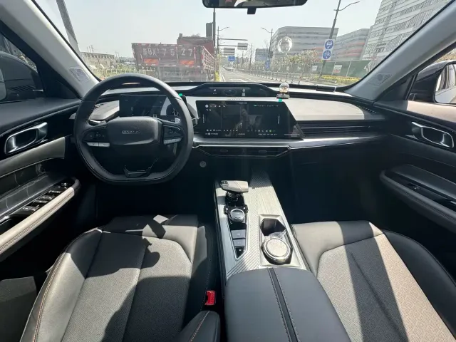 Changan Z6 — Фото автомобиля 3