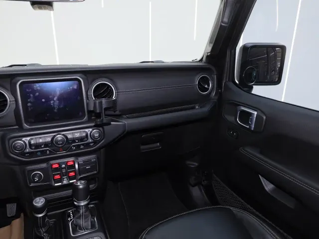 Jeep Wrangler 4xe — Фото автомобиля 17