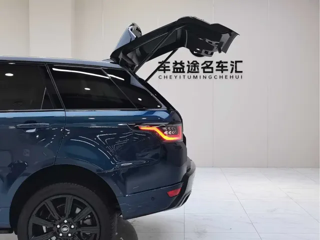 Land Rover Range Rover Sport — Фото автомобиля 21