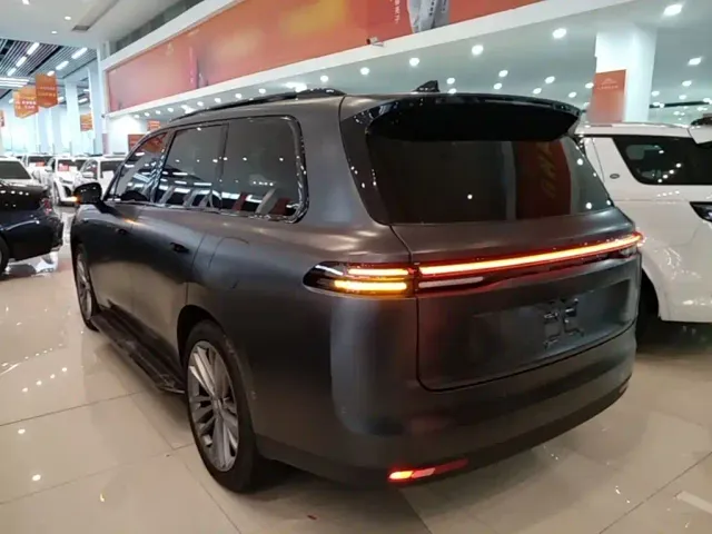 Leapmotor C16 — Фото автомобиля 4
