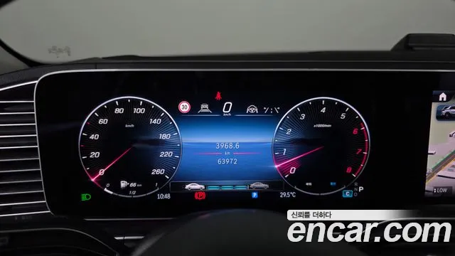 Mercedes-Benz GLE-Class — Фото автомобиля 6