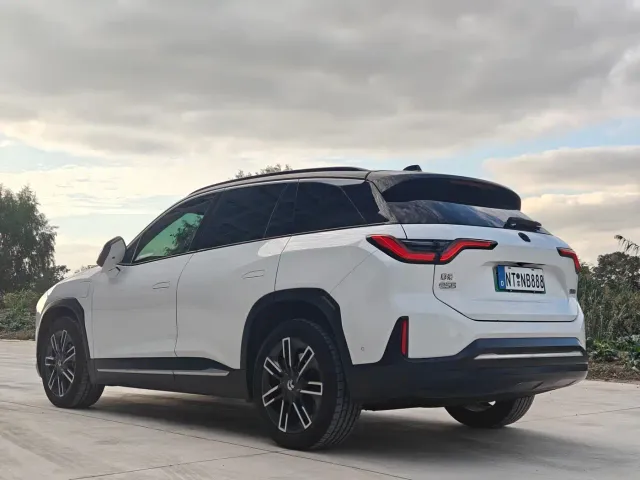 Nio ES6 — Фото автомобиля 7
