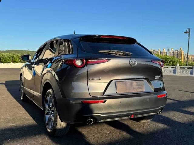 Mazda CX-30 — Фото автомобиля 4