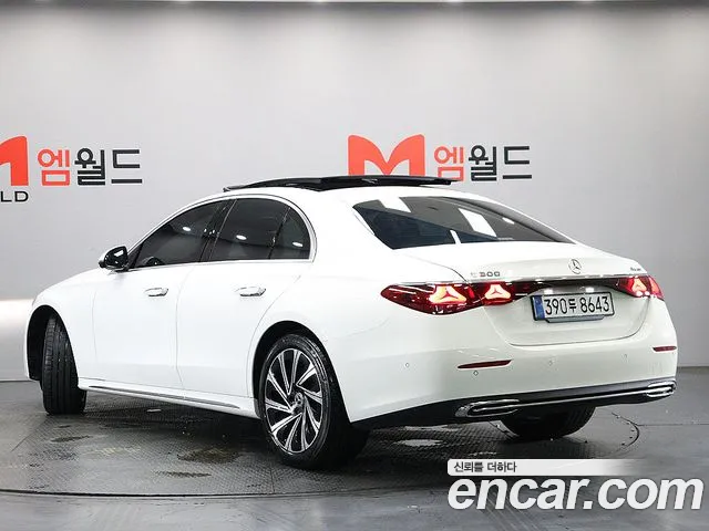 Mercedes-Benz E-Class E-класс W214 E300 4MATIC Exclusive — Фото автомобиля 4