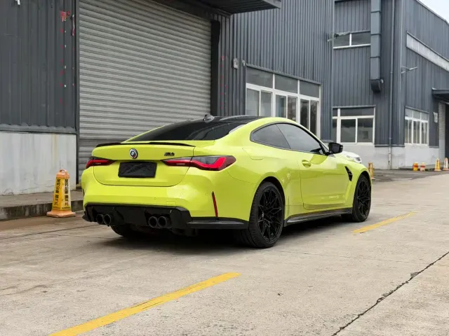BMW M4 — Фото автомобиля 9