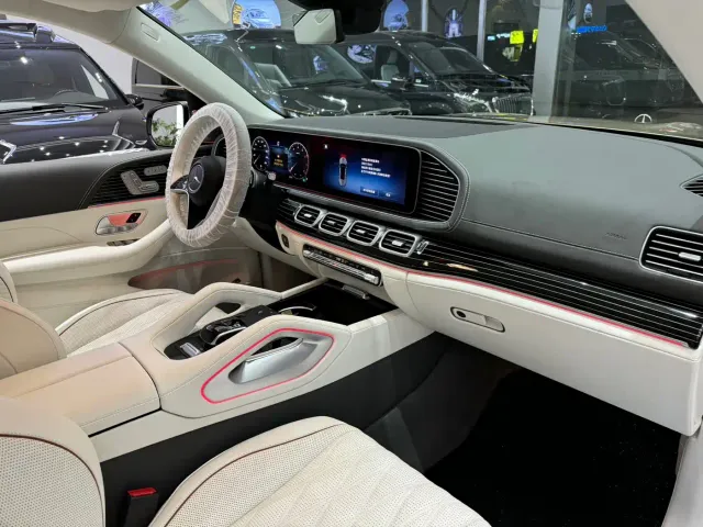 Mercedes-Benz GLS-Class — Фото автомобиля 7